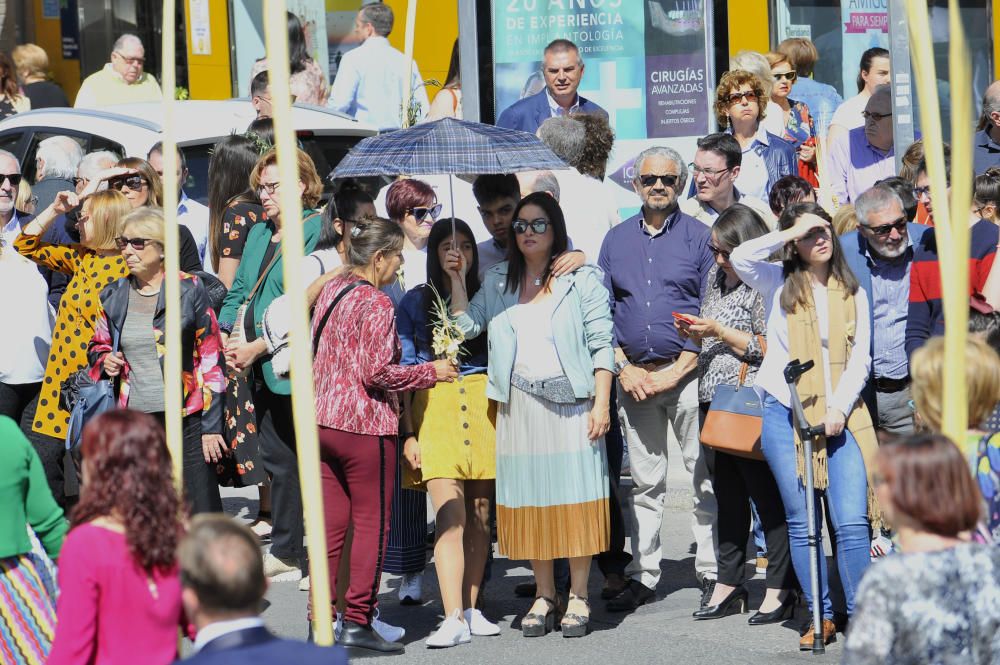 El calor es el gran protagonista en la procesión del Domingo de Ramos en Elche