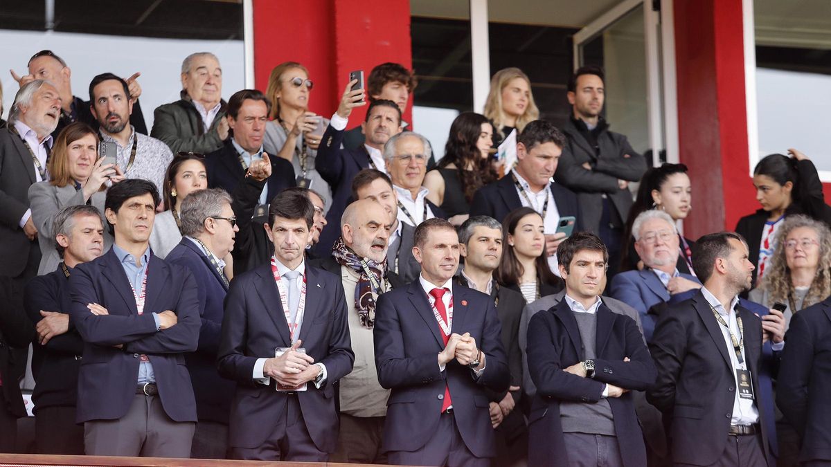 Delfí Geli, a la llotja de Montilivi abans del partit contra l'Alabès d'aquesta temporada