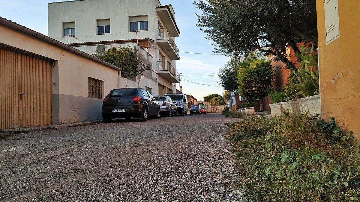 El carrer Juncària de la zona de l’Aigüeta, sense pavimentar