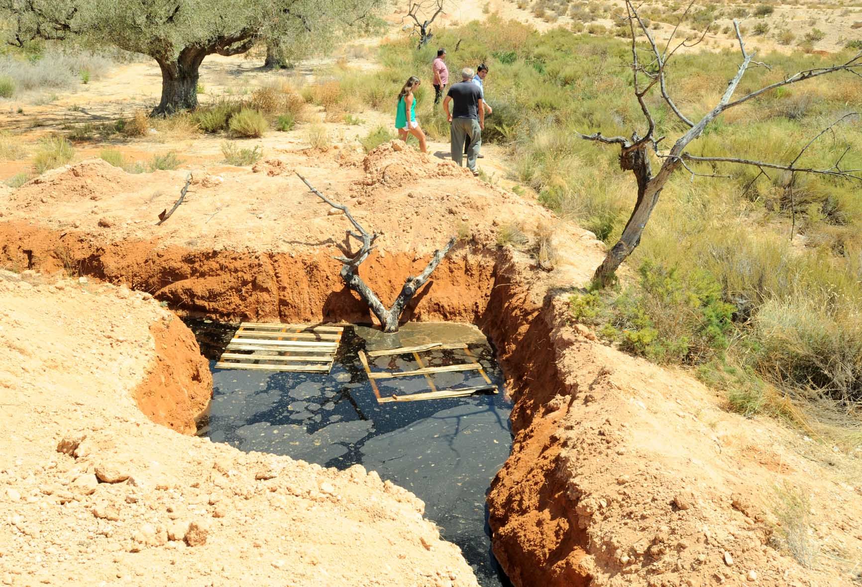 Fincas contaminadas y protestas vecinales en La Murada, donde se enterraron un millón de toneladas de basura en terrenos agrícolas entre 2005 y 2011