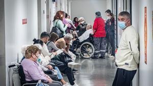 "Evitar alargar las bajas laborales fomenta la deshumanización de la profesión médica"