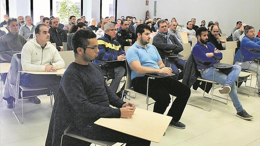 Más de 300 personas se apuntan a la prueba de conserje en Almassora