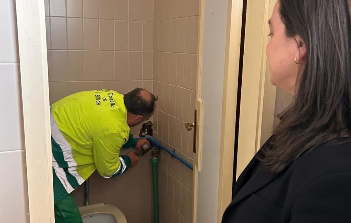 Silleda renueva tuberías del CEIP |