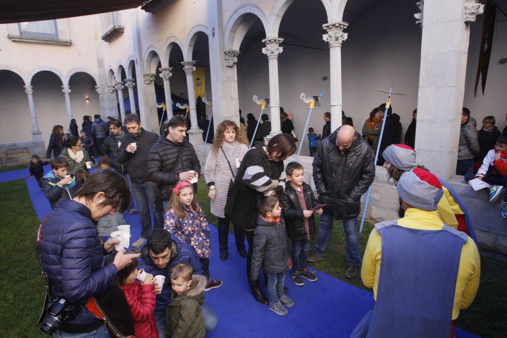 Campament reial i xocolatada a Banyoles