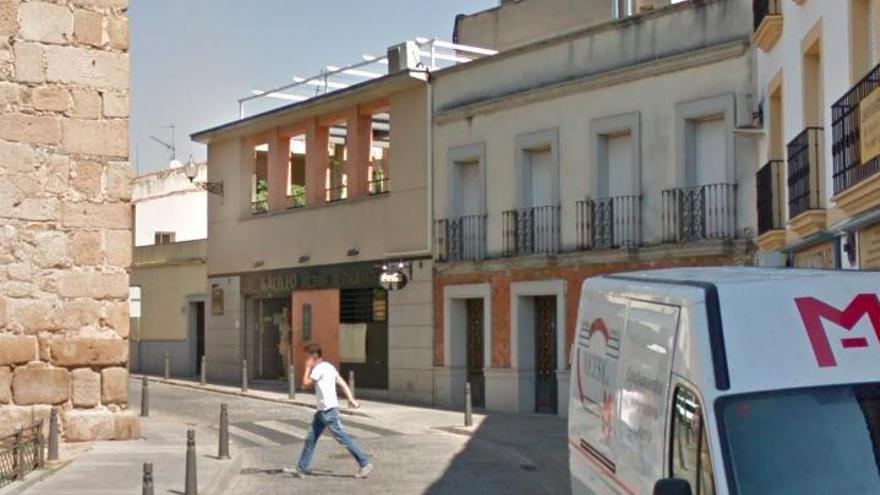 Detienen a dos hombres tras robar en establecimientos de hostelería en Mérida