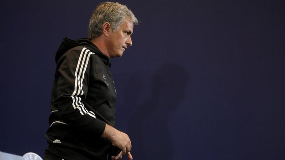 Mourinho, cuando entrenaba al Chelsea.