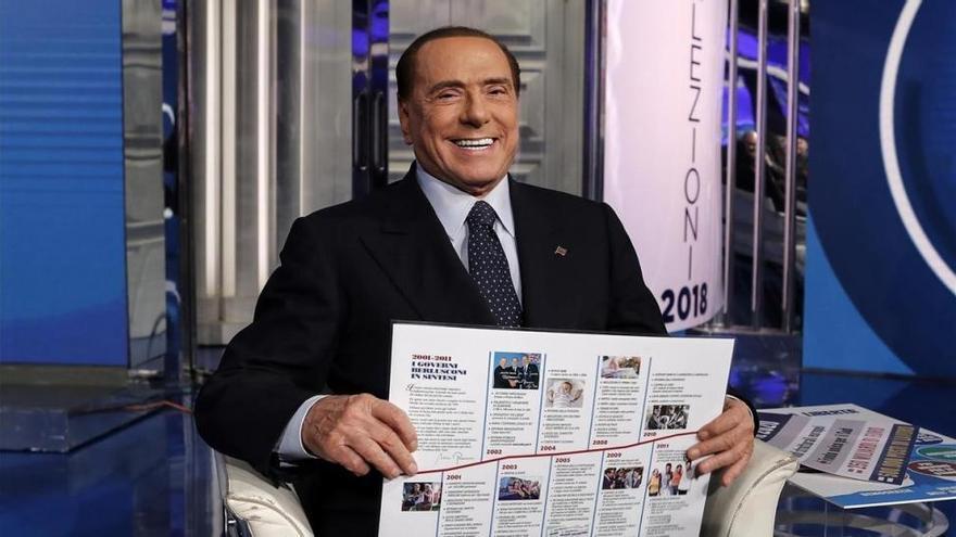 Berlusconi presenta a Tajani como su candidato en el cierre de la campaña