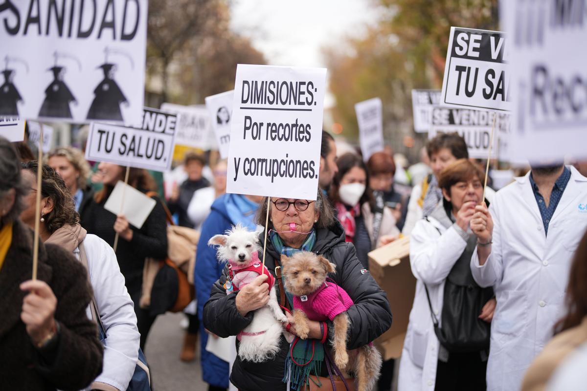 Manifestación en apoyo de la huelga de médicos y pediatras de Atención Primaria