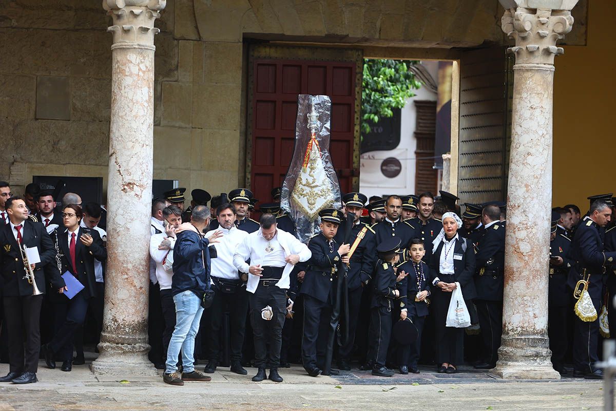 La salida procesional de la Agonía, en imágenes