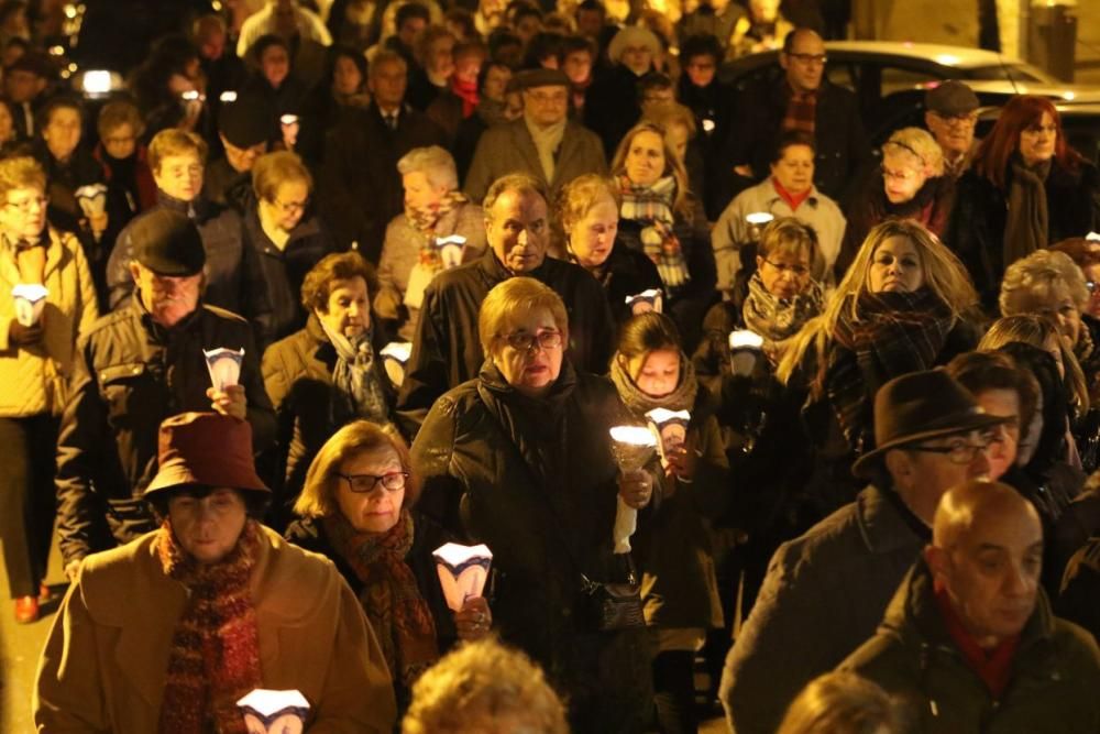 Procesión de las antorchas en Lourdes (Zamora)