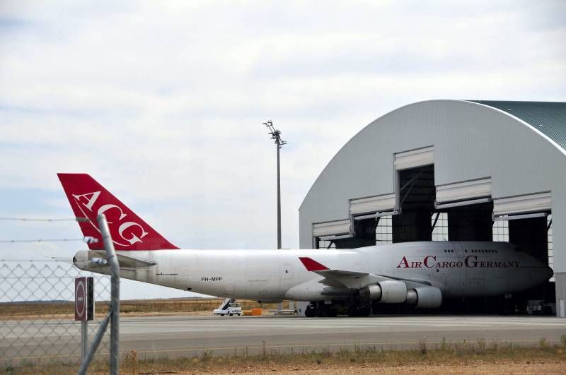 Fotogalería: Primer aterrizaje en el Aeropuerto de Teruel