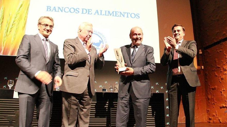 Entrega del premio a Caja Rural por parte del Banco de Alimentos