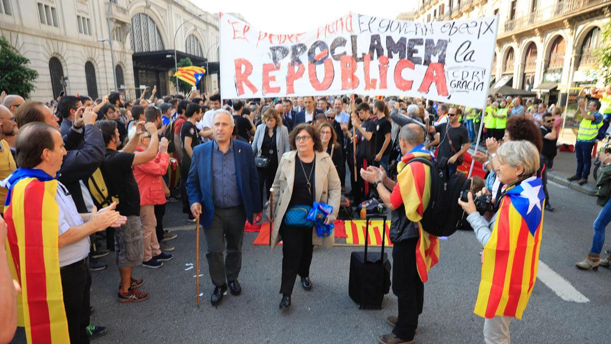 Els alcaldes arriben a la Ciutadella