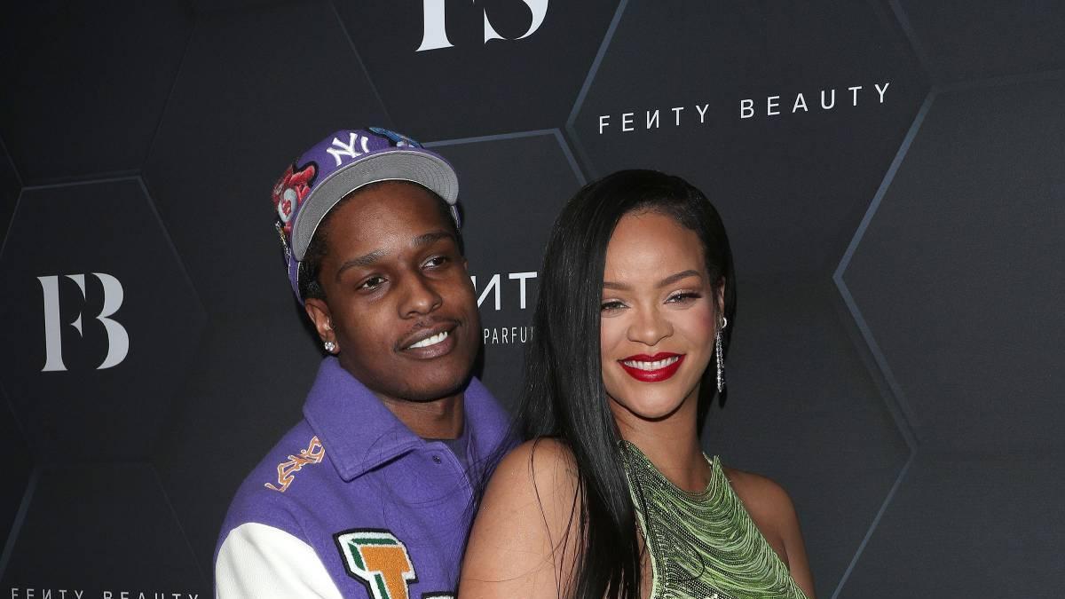 Rihanna y Asap Rocky, el posado de los futuros papás