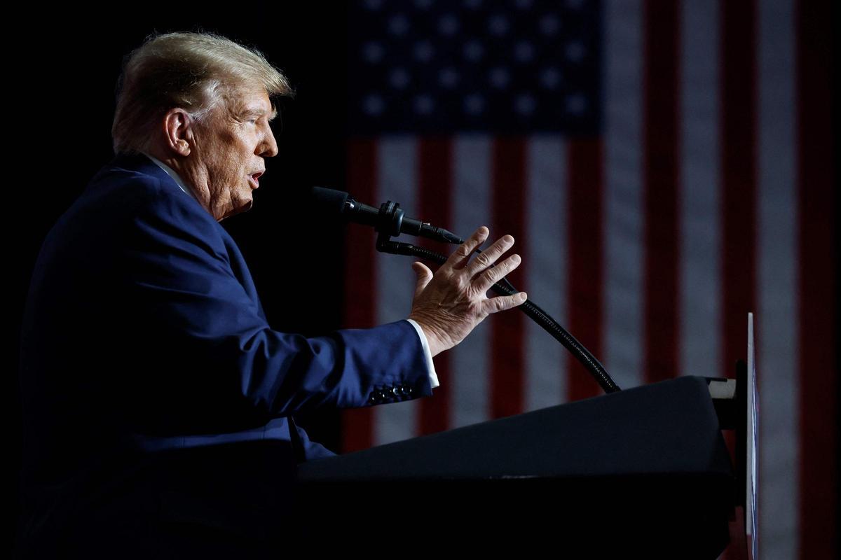 Trump arrasa en los caucus de Iowa