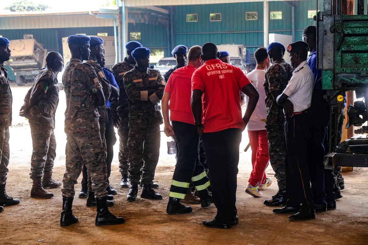 Bomberos de Lanzarote imparten un curso de primeros auxilios en Gambia