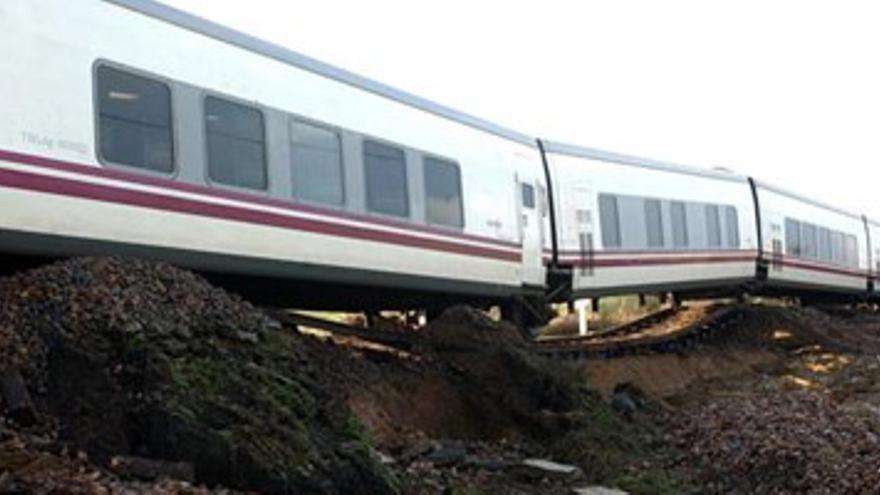 Restablecido el tráfico ferroviario entre Cáceres y Valencia de Alcántara