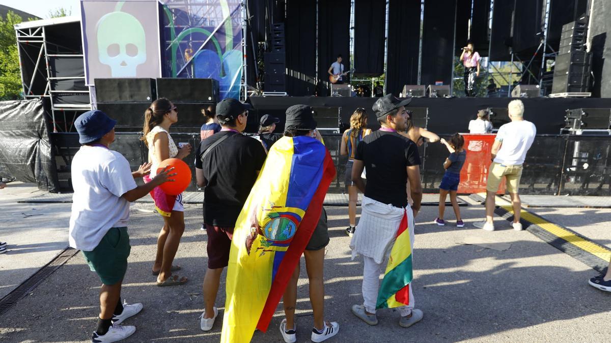 En imágenes | Zaragoza ya vibra con los primeros conciertos del Vive Latino