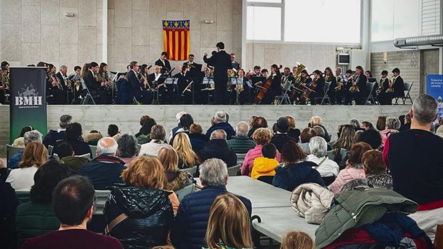 La Banda de Huesca y Carles Camarasa echan el cierre