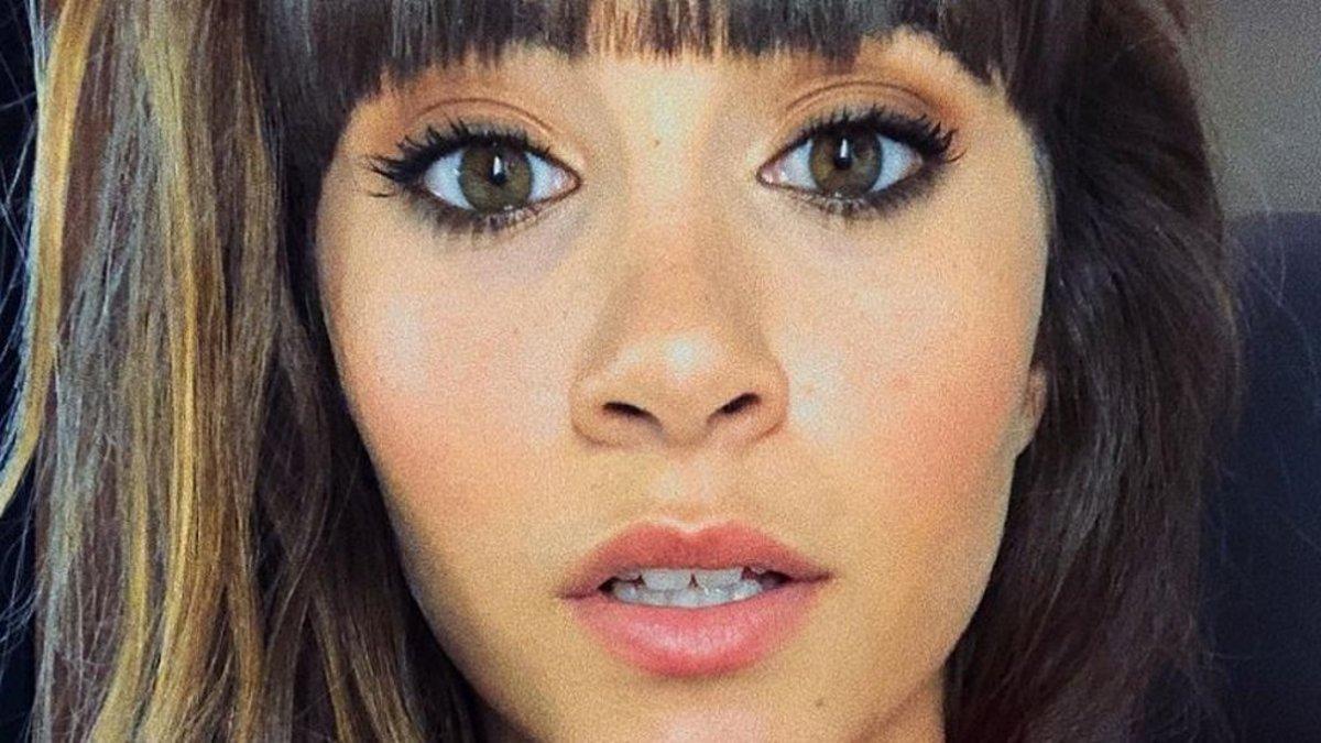 Aitana desmienta una operación estética en los labios vía Twitter | La Vanguardia