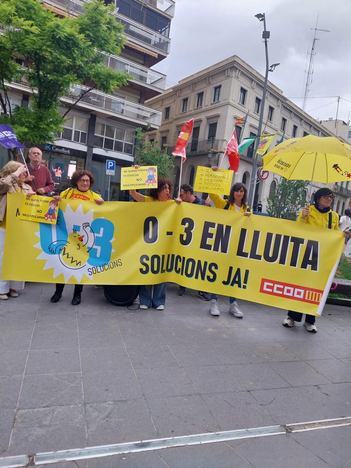 Protesta de educadoras en Alicante, este jueves
