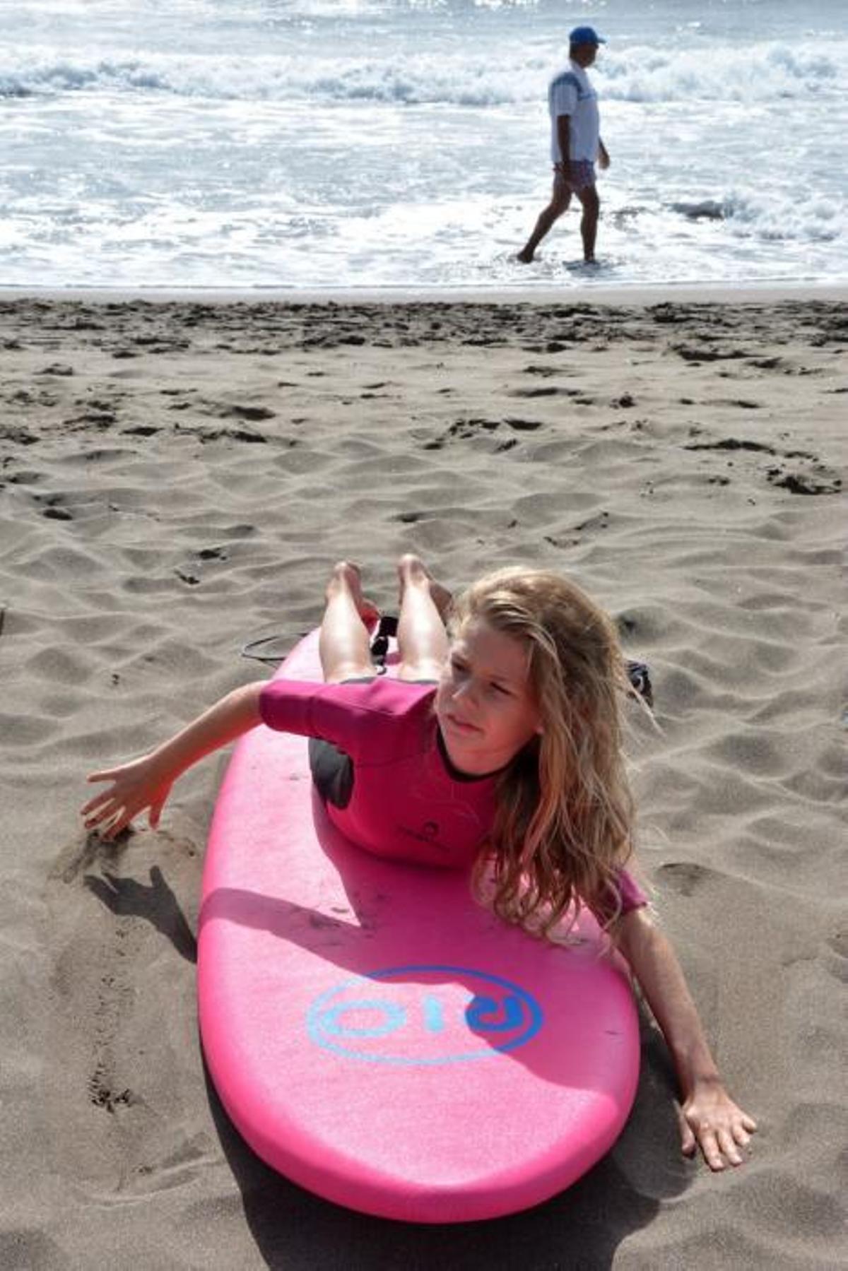 SURF PARA NIÑOS SALINETAS SURF PARA NIÑOS SALINETAS