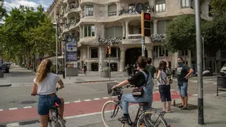 El RACC reclama priorizar el espacio para el autobús frente a más carriles para la bicicleta