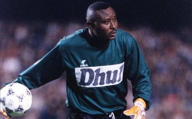 "¡Negro, cabrón, recoge el algodón!": cuando el racismo campaba a sus anchas en el fútbol español