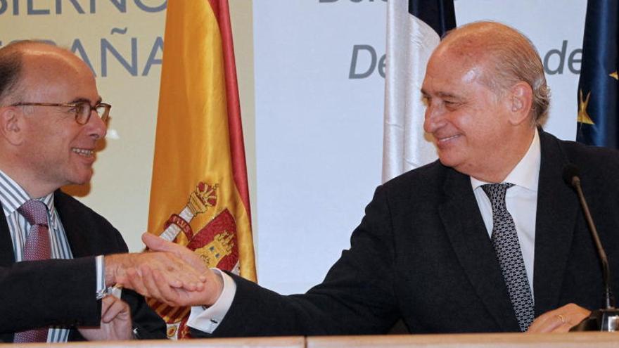Bernard Cazeneuve y Fernández Díaz.