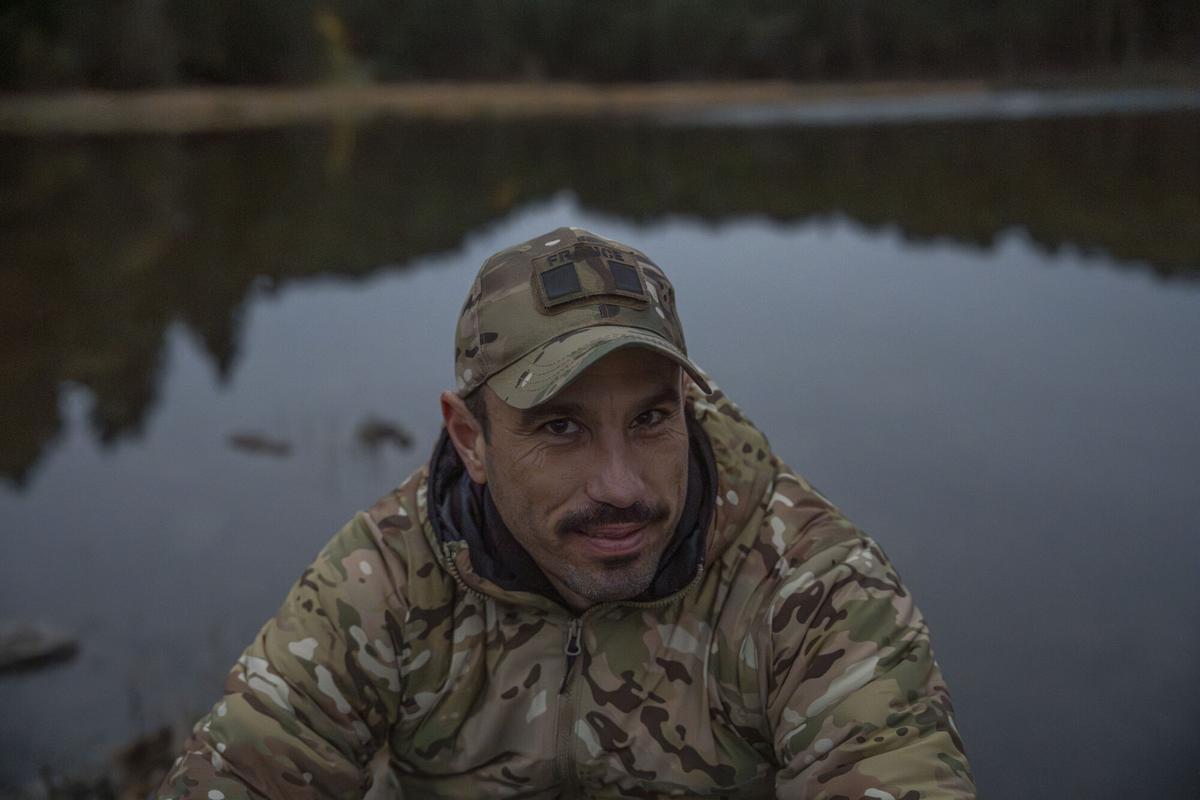 Joan Estévez en una imagen del documental 'Mercenario'.