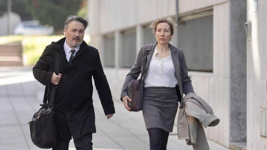 Las defensas del matrimonio de la "casa los horrores" de Oviedo valoran "la posible interposición de recurso" contra la sentencia condenatoria