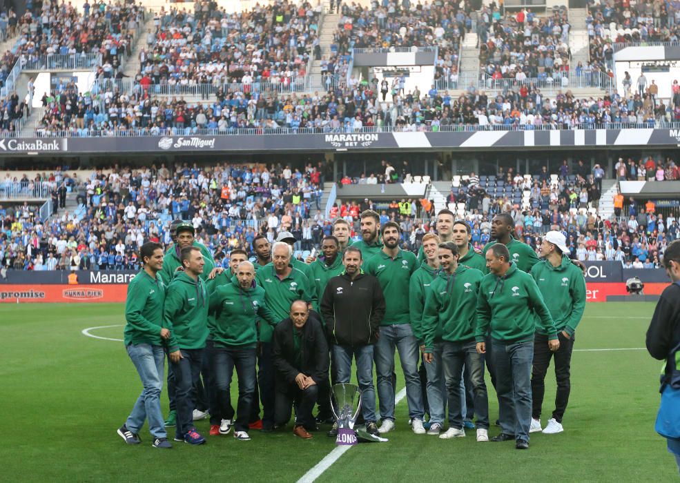 La afición de Martiricos se rinde al Unicaja y a su trofeo de campeón de la Eurocup