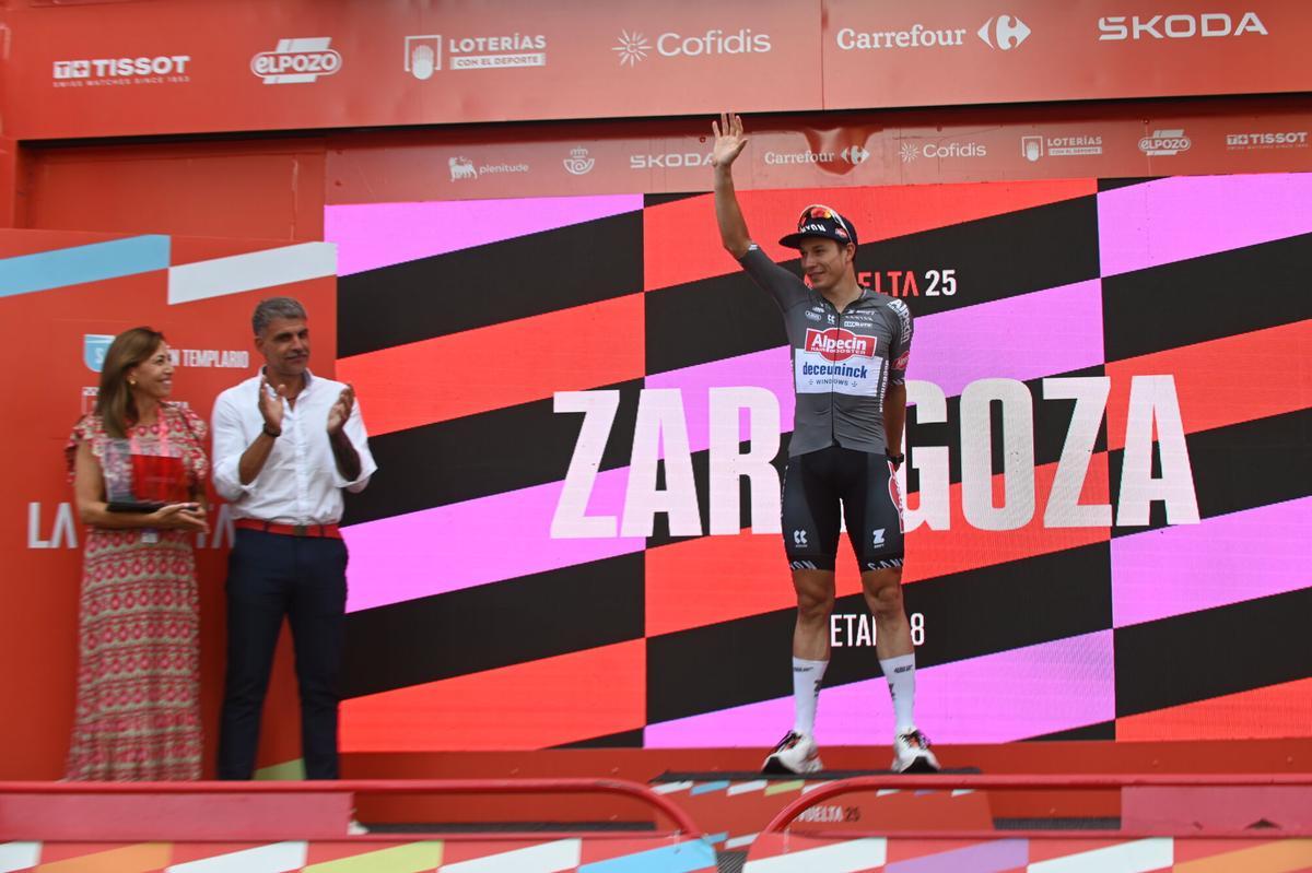 En imágenes | Así se ha vivido la llegada de La Vuelta a Zaragoza.