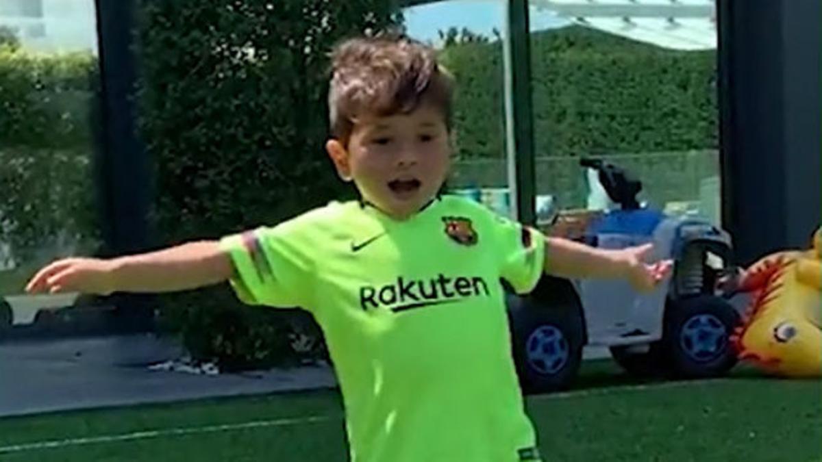 El cambio de ritmo de su padre y celebra los goles igual: ¡Show de Mateo Messi!