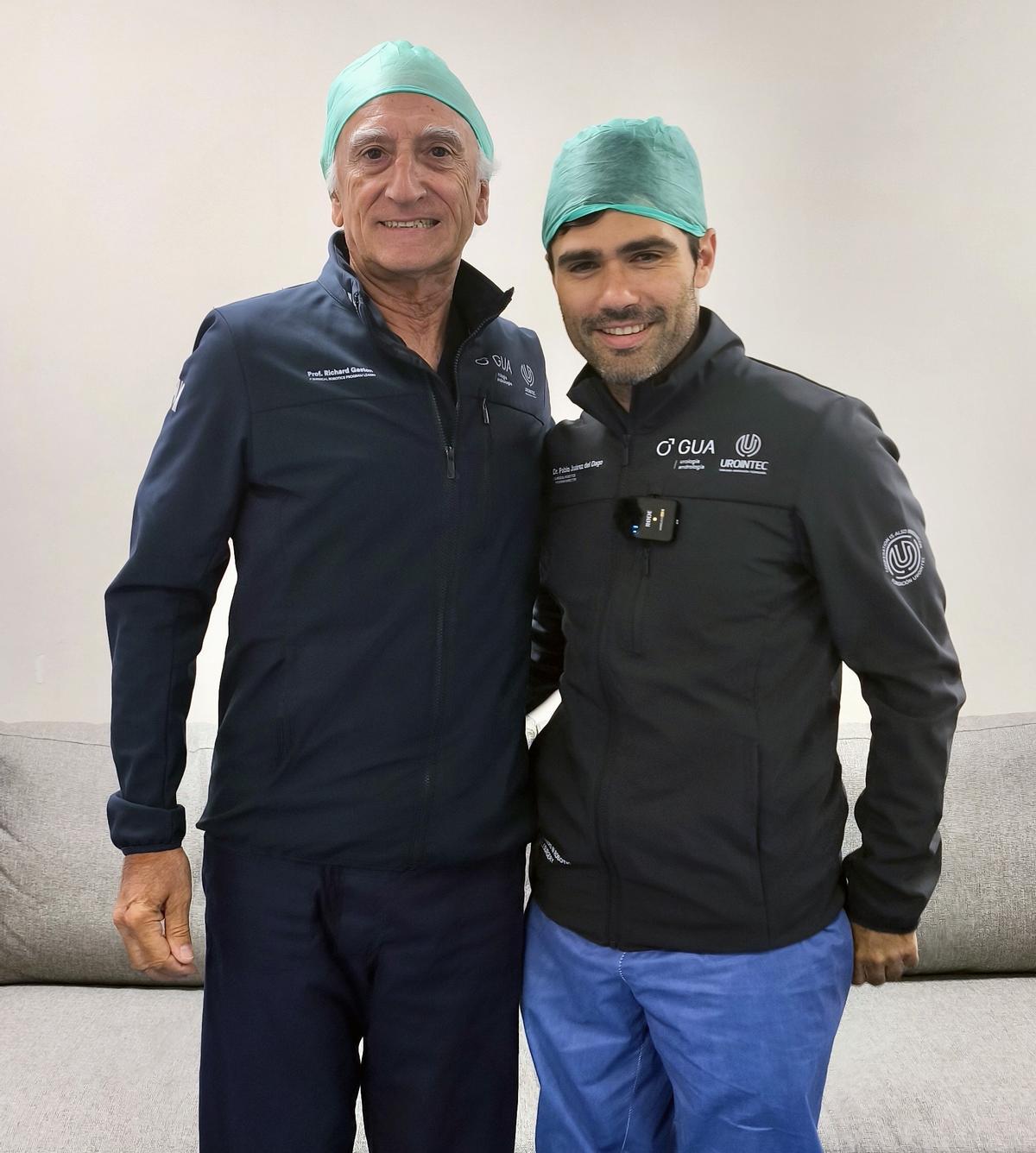 Los doctores Gaston y Pablo Juárez del Dago.