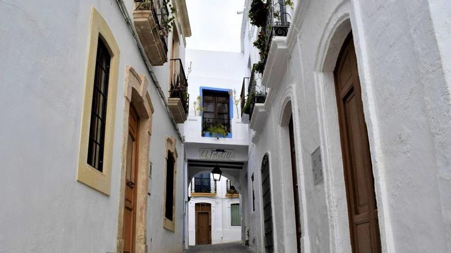 La joya blanca de Andalucía: este es el pueblo que atrapa a todos los turistas