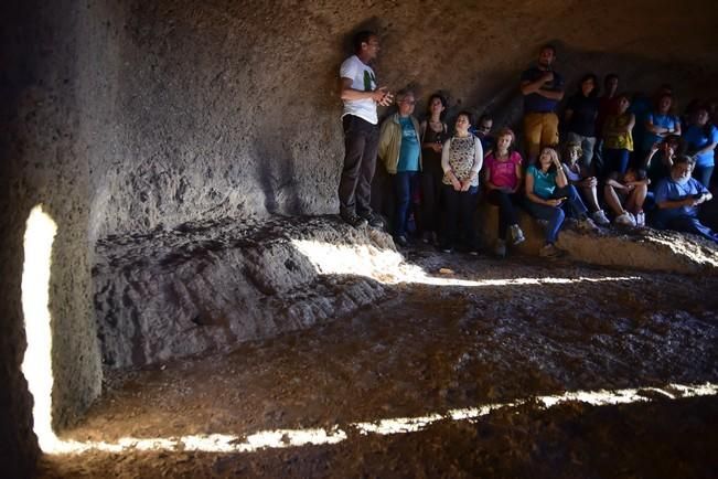 Visita al primer rayo de sol del solsticio de ...