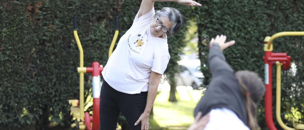 Gloria Cela, en una clase de gimnasia en el parque de La Luz.