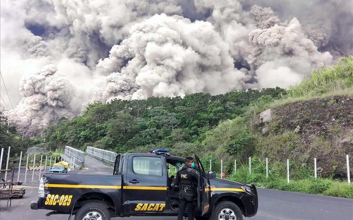 La violenta erupción del volcán de Fuego de Guatemala