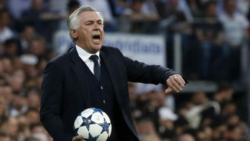 Ancelotti reclama árbitros de más calidad o el uso del vídeo