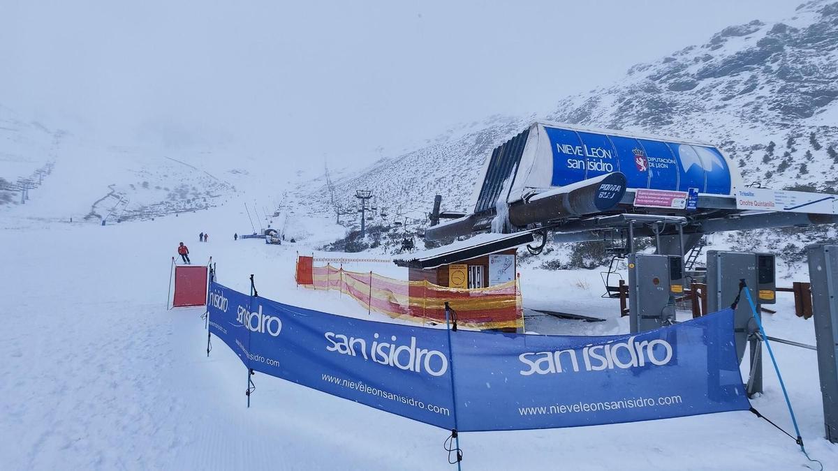 La estación invernal de San Isidro, en León.