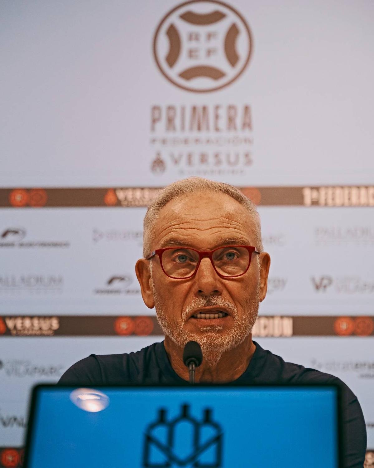 Miguel Álvarez comparece ante los medios de comunicación