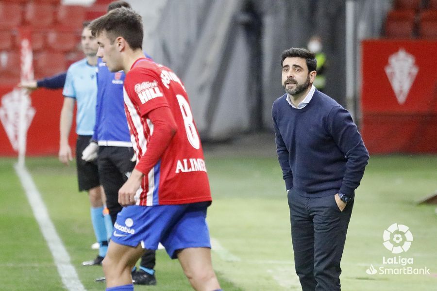 Partido de la Liga Smartbank entre el Sporting y el Málaga CF