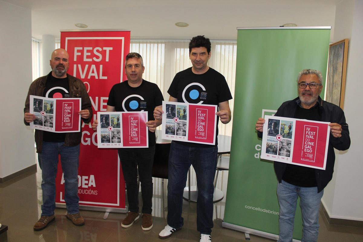 Xacobe Sineiro, Pablo Lago, Ramón Cordido e Alberto Álvarez na presentación do Festival O Tremo.
