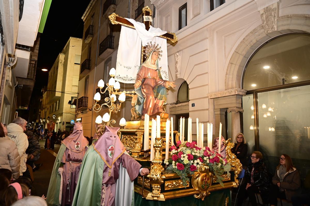 Processó del Sant Enterrament pel Divendres Sant a Vila-real