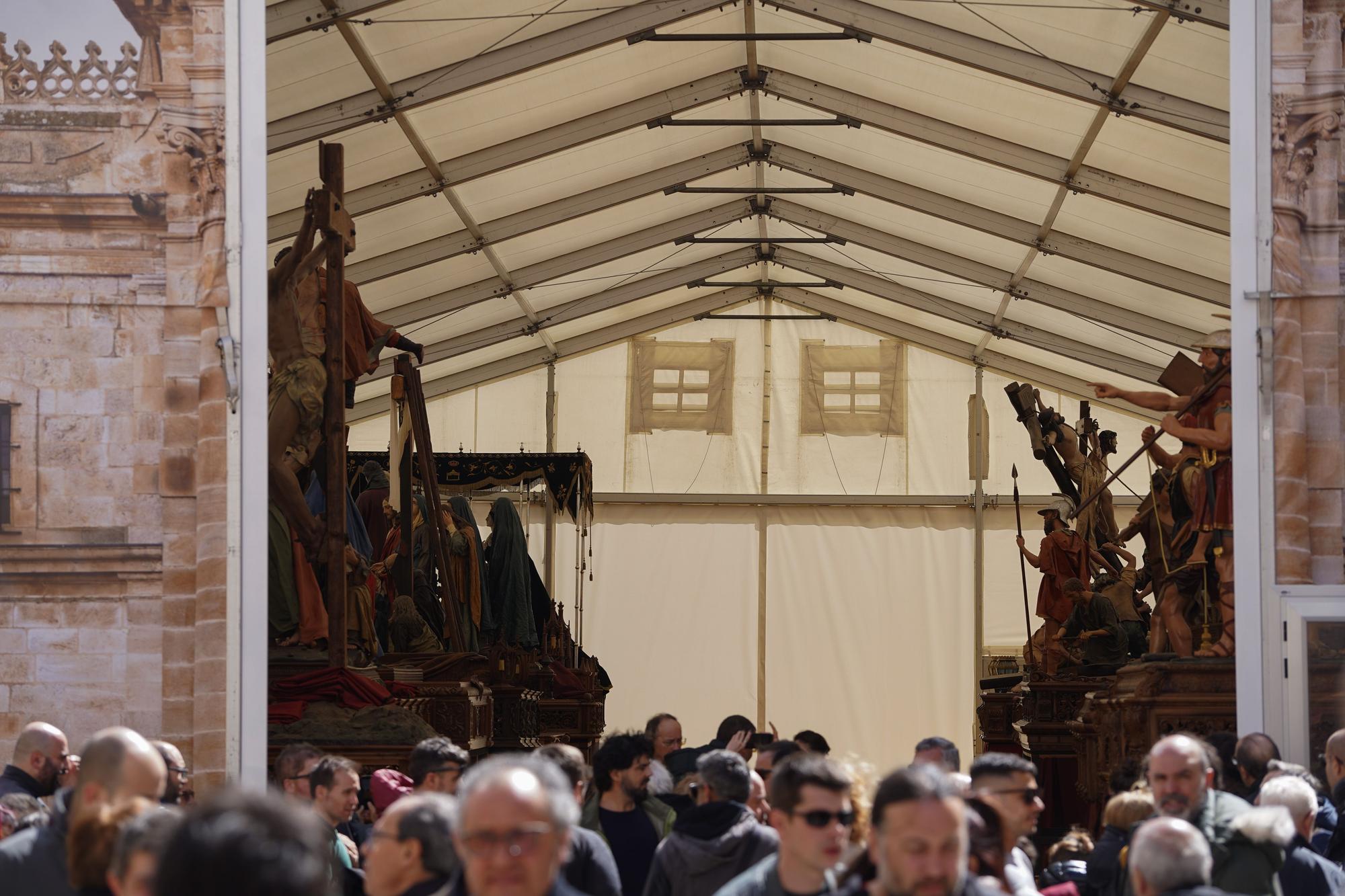 GALERÍA | Las mejores imágenes del "viaje" de pasos a la carpa de la Semana Santa de Zamora