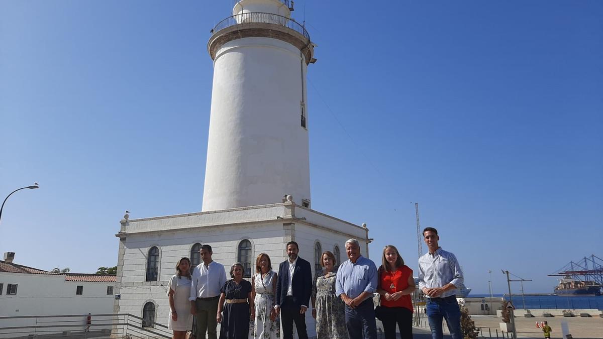 El Partido Socialista de Málaga junto a La Farola