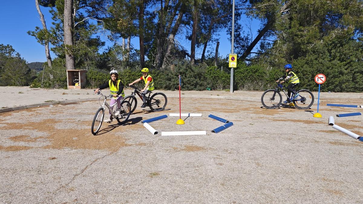 FOTOS | Un taller de educación vial para una movilidad segura, en imágenes