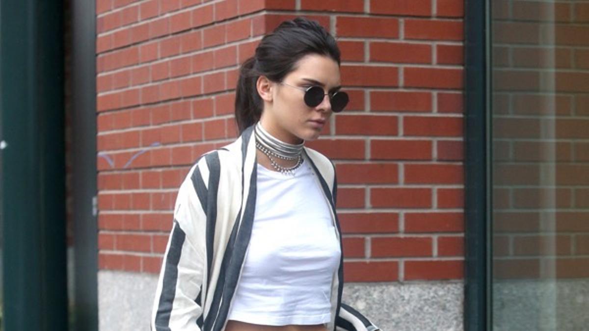 Kendall Jenner paseando