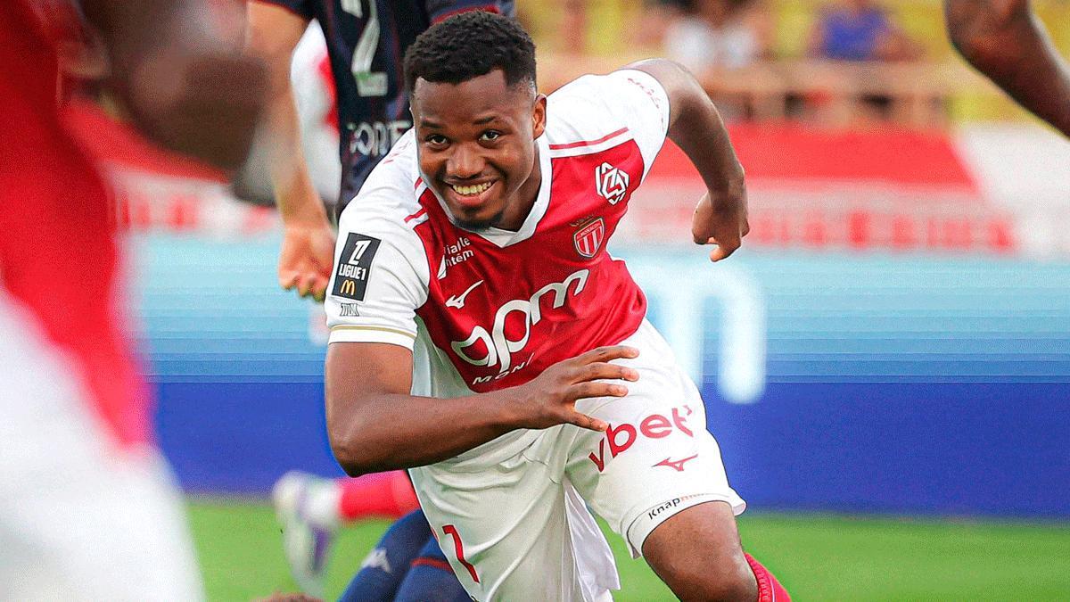 Ansu Fati celebra uno de sus tantos frente al Metz